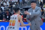 备受尊重!江苏双外援、庞峥麟、刘正清赛后专门找杜锋握手致意