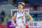 媒体人:近期胡金秋数据暴跌 除自身疲劳外和球队核心伤病也有关