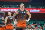 老将很拼!陶汉林8中6高效拿下12分7板1助1断 3前场板