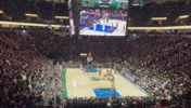 当爱德华兹上罚球线时,“MVP”的喊声响彻全场!