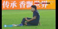 泰国队中场蓬詹因伤无法坚持,开场第23分钟被换下