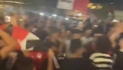 能踢得过阿根廷吗🙊埃及球迷庆祝晋级时高喊:把梅西带来